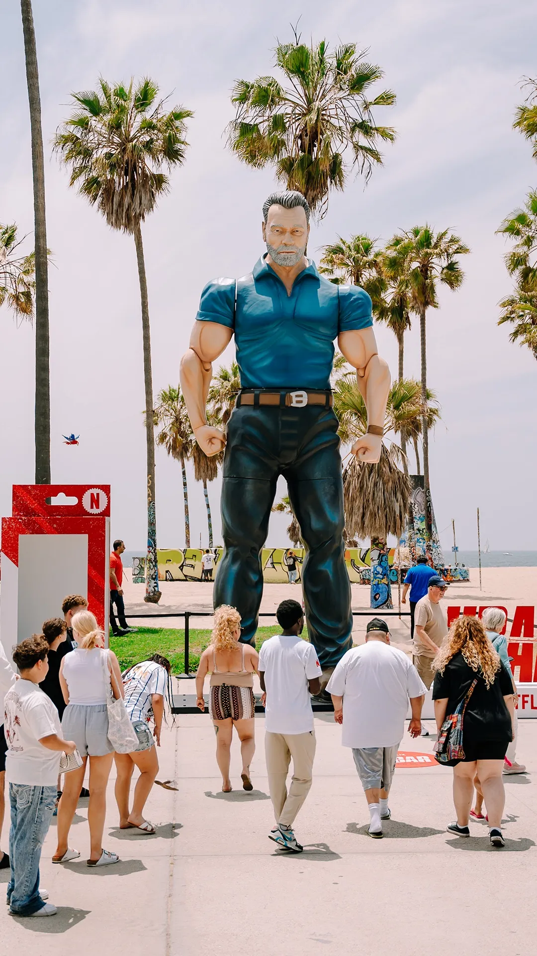 Giant Schwarzenegger Vertical